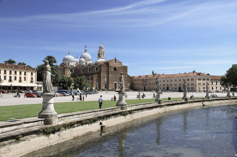 Padua and Giotto's frescoes