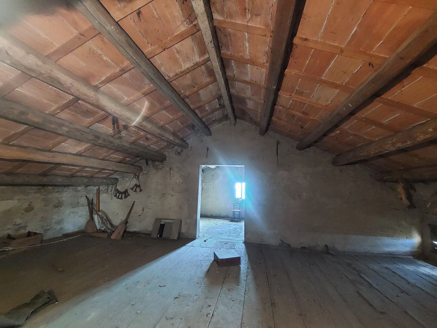 House – Venetian farmhouse for sale in Polesella, Italy
