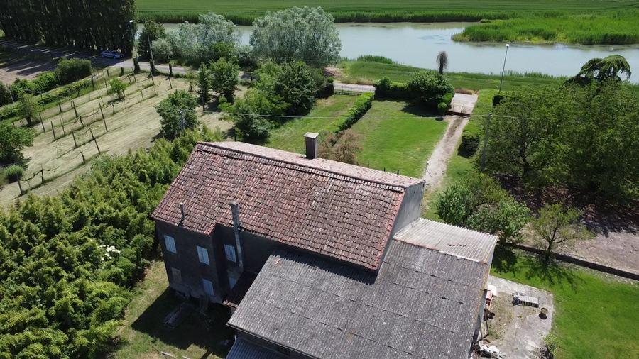 House – Venetian farmhouse for sale in Polesella, Italy